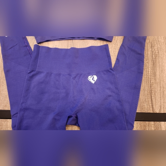 Women's Best Set Royal Blue Highwaisted Seamless Leggings and Sports Bra size M - Picture 8 of 11